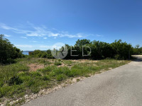 GRAĐEVINSKO ZEMLJIŠTE BLIZU MORA 548 M2 - MASLENICA