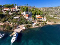 Građevinsko zemljište drugi red od mora u Bobovišću