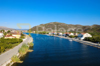 Građevinsko zemljište uz Malu Neretvu - Opuzen, 2.200 m²