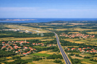 Građevinsko zemljište nadomak Pule u T zoni!