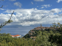 Građevinsko zemljište s pogledom na more, Vrbnik, otok Krk