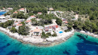Građevinsko zemljište Tri Porte, Korčula – 2.red do mora