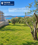 Građevinsko zemljište, Trogir, 1.600 m2, pristupna cesta