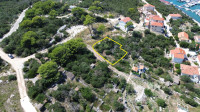 GRAĐEVINSKO ZEMLJIŠTE VELI RAT 479 M2