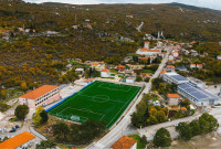 GRAĐEVINSKO ZEMLJIŠTE, ZAGVOZD – 2.100 m² NA VRHUNSKOJ LOKACIJI