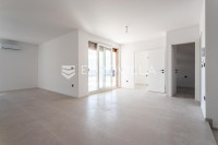 Grebaštica, četverosoban apartman u novogradnji