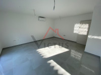 GRIŽANE - 2S+DB, stan u prizemlju s okućnicom, 54 m2