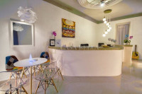 Hotel sa restoranom i dva poslovna prostora u centru grada