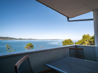 Hrvatska, Zadar, Sveti Petar na Moru, Apartmanska kuća u prvom redu do