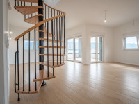 Hrvatska, Zadar, Vinjerac – penthouse s krovnom terasom i pogledom na