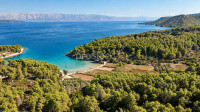 Hvar, Jelsa, stan sa 4 sobe, parkingom i pogledom na more