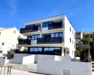Hvar | Luksuzna vila sa šest apartmana, pogledom na more i četiri park