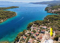 Hvar, Vrboska - luksuzni dvosobni komforni stan 87 m2 s vrtom, novo