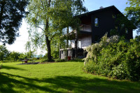 IDILIČNA PLANINSKA KUĆA S POGLEDOM I VELIKIM VRTOM