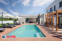 ISTRA, LABIN  VILA S BAZENOM