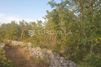 Imotski, Lovreć jedinstveno imanje površine 5.250 m², građevinsko zeml