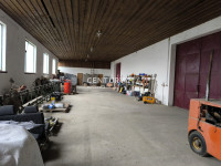 Industrijska hala - nadstrešnica - poslovni objekt na velikom gruntu