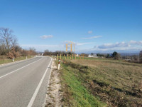 Istra,Barban, građevinsko zemljište uz glavnu cestu 6400m2