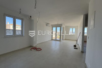 Istra, Barban, stan NKP 73m2 u prizemlju s dvije spavaće sobe - novogr