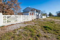 Istra, Barbariga, građevinsko zemljište 400m2 s postojećom garažom