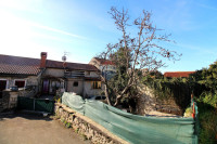 Istra, Brtonigla - Kamena kuća za adaptaciju