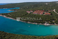 Istra, Duga Uvala, 1. kat, adaptirani apartman u sklopu naselja s pogl