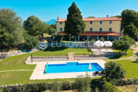 Istra, ekskluzivno turističko imanje s restoranom, bazenom i velikim r