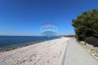 Istra, Fažana, građevinsko zemljište 250m od mora