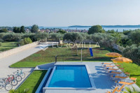 Istra, Fažana, villa sa bazenom i direktnim pogledom na Fažanu i Briju