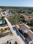 ISTRA, GALIŽANA: Građevinska zemljišta s dozvolom i projektom