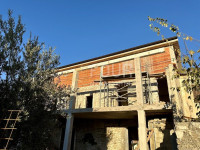 Istra, Kanfanar, kuća 240m2, okućnica