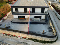 Istra, Kanfanar - luksuzna kuća s bazenom i pogledom na more 160m2