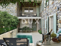 Istra, Kaštelir, kamena kuća, 180 m2, renovirana, bazen, SPA