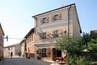 ISTRA KAŠTELIR, uhodan pansion s restoranom u centru