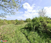 ISTRA, LABIN, GRAĐEVINSKO ZEMLJIŠTE U MIRNOM OKRUŽENJU