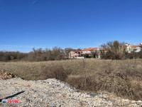 ISTRA, LABIN, GRAĐEVINSKO ZEMLJIŠTE NA RUBU GRADA