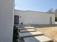 ISTRA, LABIN - Moderna prizemnica u blizini centra ID 4889