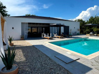 Istra, Labin, samostojeća kuća, 148 m², bazen, novogradnja