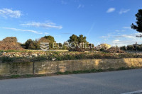 Istra, Ližnjan, veliko građevinsko zemljište  770 m2  za P+1 ili dvojn