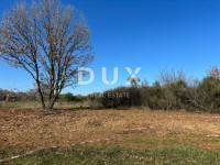 ISTRA, LOBORIKA - Građevinski teren s više mogućnosti na mirnoj lokaci