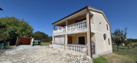 Istra, Loborika, obiteljska kuća, 280 m2, pomoćni objekt