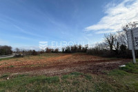 Istra, Marčana, Krnica, zemljište 4855 m² gospodarsko, proizvodne namj
