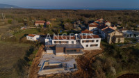 Istra, Marčana - Luksuzna vila na istočnoj obali Istre