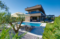 Istra, Marčana - moderna Villa sa bazenom - prilika