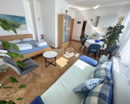 Istra, Medulin, garsonijera, 1. kat, namješteno, 400m od mora!! #proda