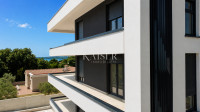 Istra, Medulin- Luksuzan prizemni stan 149m2 s garažom