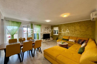 Istra, Medulin, prostran i namješten stan u prizemlju s vrtom, novogra