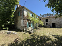 Istra okolica Huma šarmantna starina!