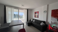 Istra, Peroj, prostran trosobni apartman s velikom terasom i pogledom
