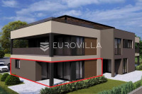 Istra, Poreč, dvosobni stan u prizemlju s vrtom od 120m2